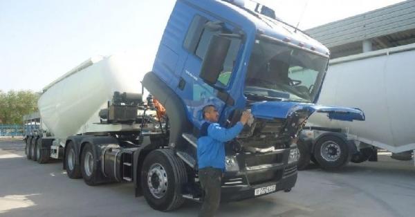 В Узбекистане отказываются от асфальта и переходят на строительство бетонных дорог