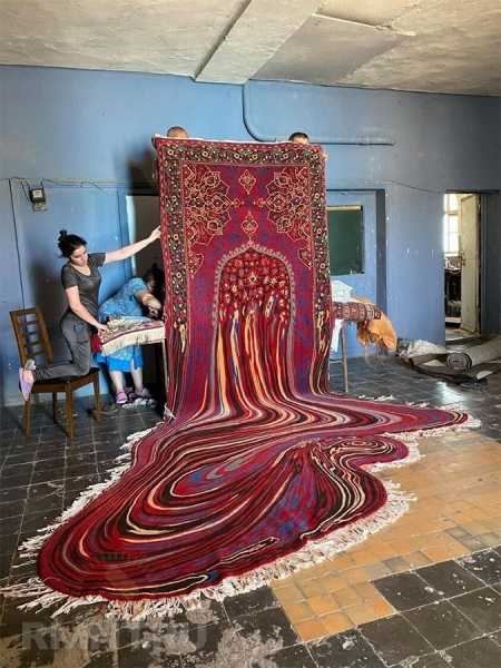 





Волшебные ковры Фаига Ахмеда



