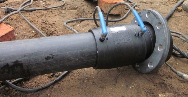 Водопроводная труба для прокладки системы в земле