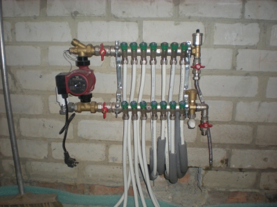 Терморегулятор для водяного теплого пола: разновидности, принцип работы, рекомендации по эксплуатации